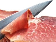 Coupez votre jambon aussi efficacement qu&rsquo;une trancheuse avec votre couteau personnalisé